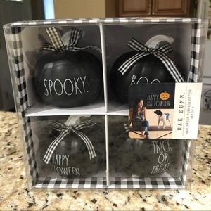 NWT Rae Dunn Halloween Mini Pumpkin Set